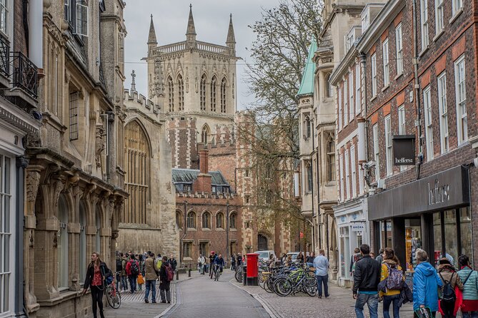 Private | Cambridge University Tour By Alumni™ & King's Chapel - The Corpus Clock and Cambridges odd sense of time