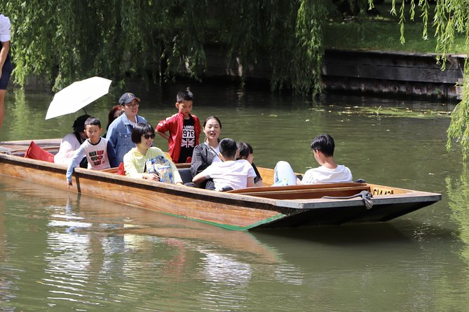 Private Chauffeur Punt Tour - New Court, Boston Ivy, and the view from the Cam