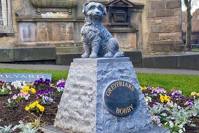 Private Edinburgh City 4-Hour Guided Tour in a black cab LEVC TX - New Town: wide streets and Georgian order