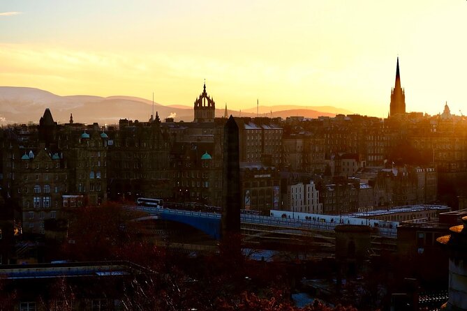 Private Food Tour of Edinburgh with Haggis, Scotch & More - Lowland single malt whisky with tea and water