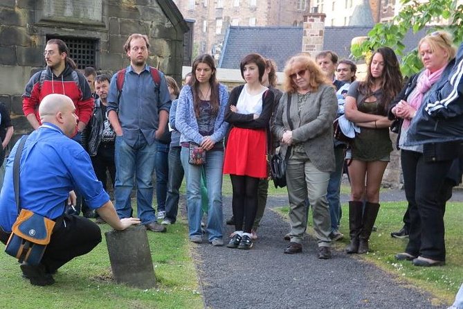 Private Greyfriars Kirkyard history tour - How the guide’s style affects the visit