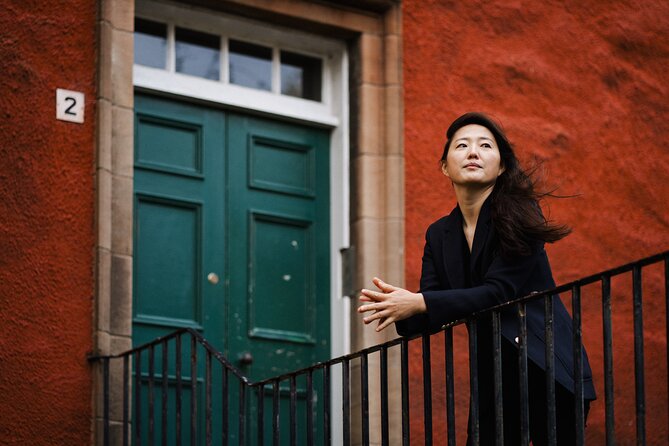 Private Photoshoot in Edinburgh with a Professional Photographer - Dugald Stewart Monument and Princes Street Gardens