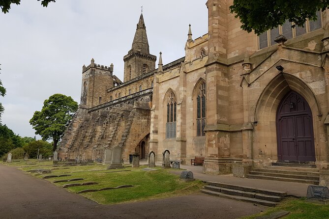 Private St Andrews, Dunfermline and Fife Day Tour from Edinburgh - Falkland and the Chariots of Fire connection
