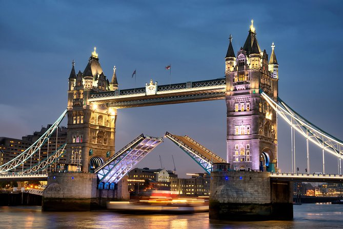 Private Tour London Highlights, entries Westminster Abbey, The Tower of London - Buckingham Palace and St. James’s Park: royal scenery with breathing room
