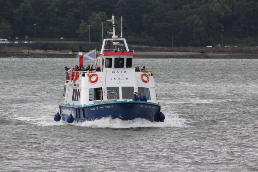 Queensferry: Maid of the Forth 1.5-Hour Sightseeing Cruise - The return beneath all three bridges