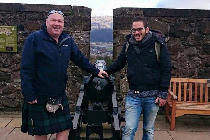 Rosslyn Chapel, Dunfermline Abbey and Stirling Castle Day Tour - Three very different sides of Scotland
