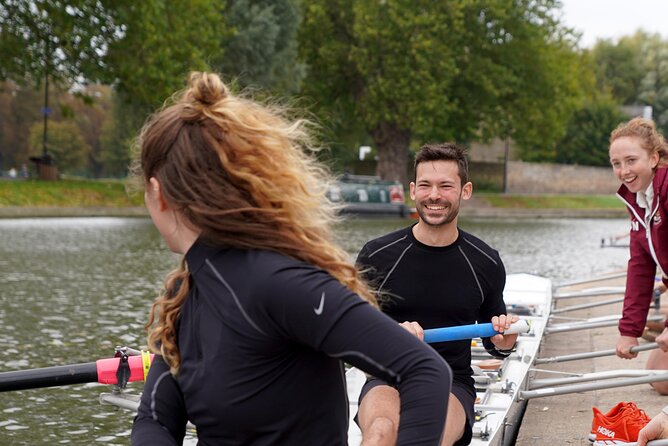 Rowing experience in Cambridge! No experience required - Getting into the eight on the river