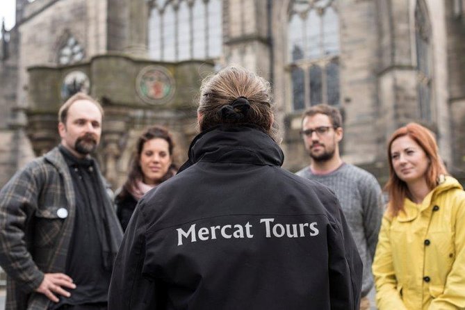 Royal Mile and Edinburgh Castle - Small Group Walking Tour - Group size, bags, and practical limits