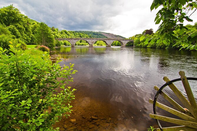 Scotland's Glens, Highlands & Whisky Day Trip from Edinburgh - The coach, guide, and pace