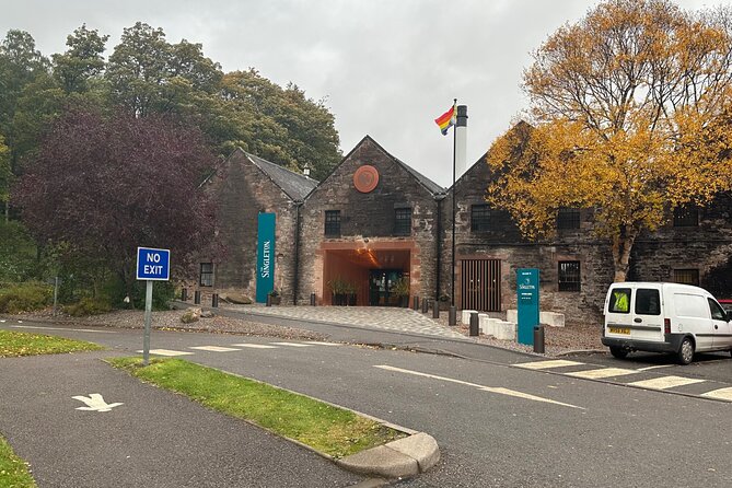 Scottish Whisky Distillery & Fairytale Dunrobin Castle - Loch Fleet and the road north