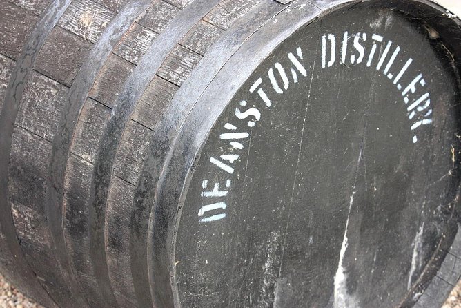 Scottish Whisky Distillery Tour - Three distilleries, five possible personalities