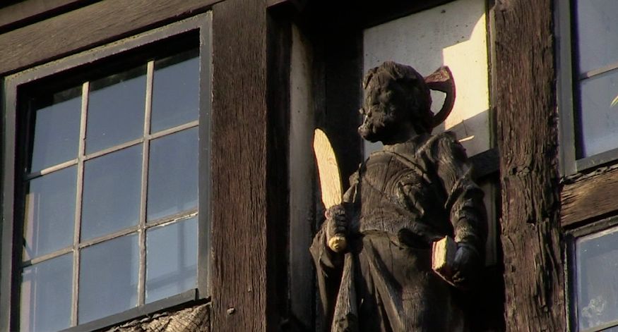 Secret Old London Walking Tour - Memorials, sacrifice, and the quieter side of the walk