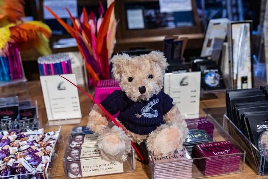 Shakespeare's Schoolroom and Guildhall Entrance Tickets - Sitting at Shakespeare’s desk