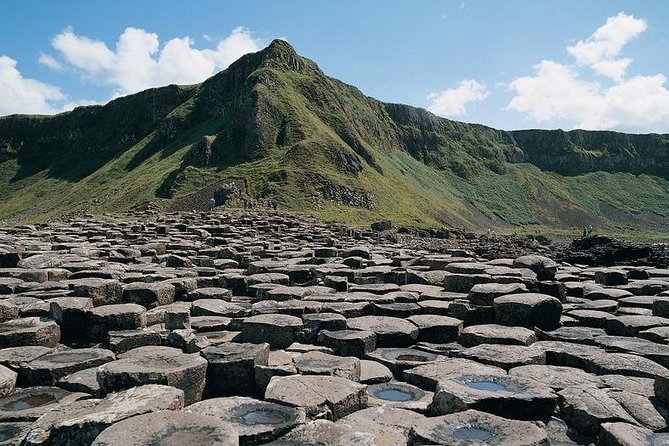 Shore Excursion: Giants Causeway Tour From Belfast Port (Extra Leg Room Bus) - Why this Belfast shore excursion works well