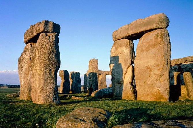 Small Group Stonehenge, Bath and Secret Place Tour from London - The secret stop is the tour’s wild card