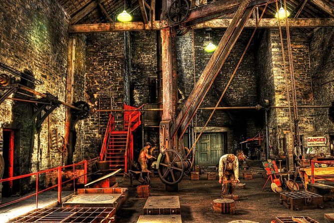 Snowdonia & The 3 Castles Tour - Caernarfon ends the castle story on a grand scale