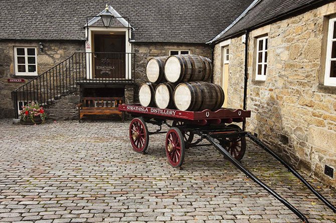Speyside Whisky Trail Day Tour from Aberdeen Including Admissions - What this Aberdeen whisky tour really covers