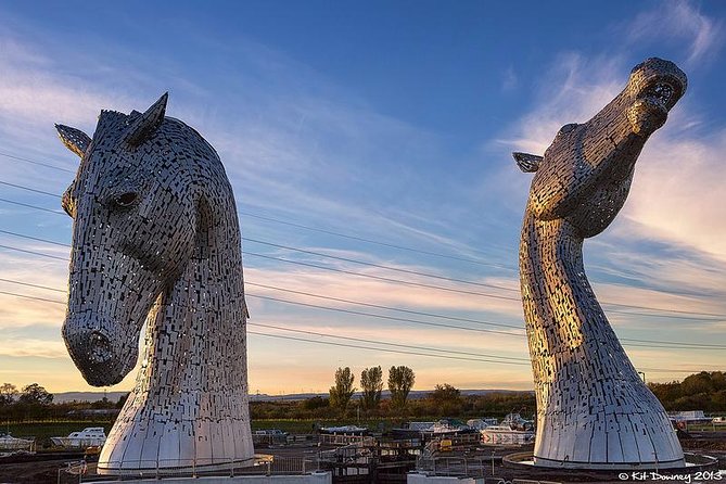 Stirling, Highlands & Distillery in Spanish - The Wallace Monument puts Stirling’s story in view