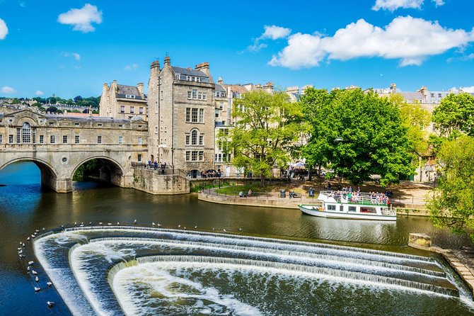 Stonehenge and Bath Day Guided Tour from London - Royal Crescent and the streets of Bath