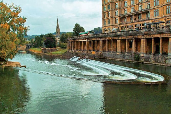 Stonehenge and Bath Day Guided Tour from London - The guide can shape the entire day