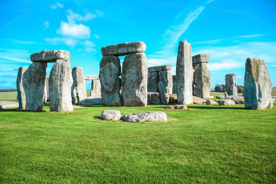 Stonehenge & Bath: Full-Day Coach Tour from London - Stonehenge: mystery with a firm time limit