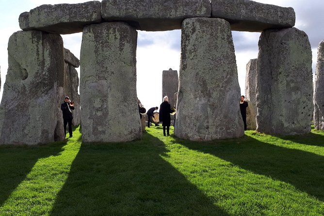 Stonehenge Inner Circle Private Tour from London with Bath Visit - Bath in one concentrated afternoon