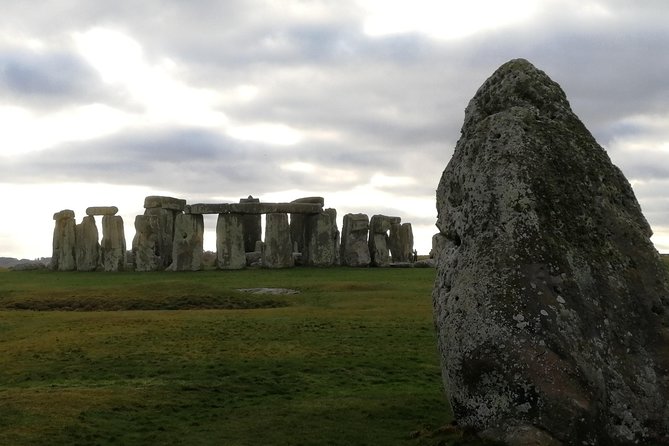 Stonehenge Private Tour - Half-Day Tour from Bath - The one-hour drive from Bath