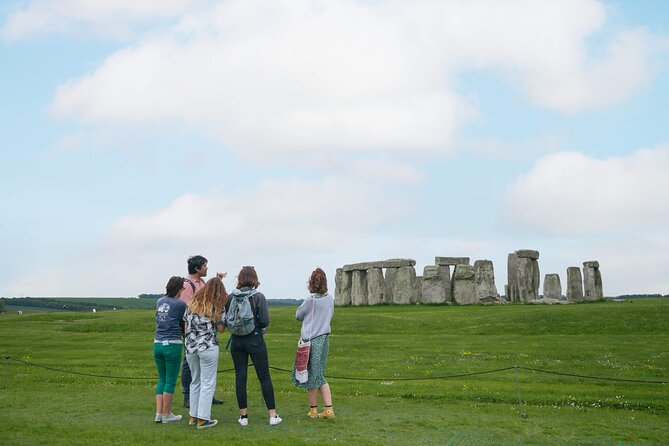 'Stonehenge & Secret England' from Bath for 2-8 curious adventurers - Entering Stonehenge with time to look around