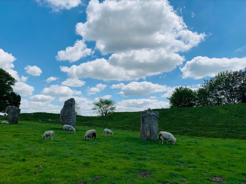 Stonehenge Special Access - Evening Tour from London - Key points