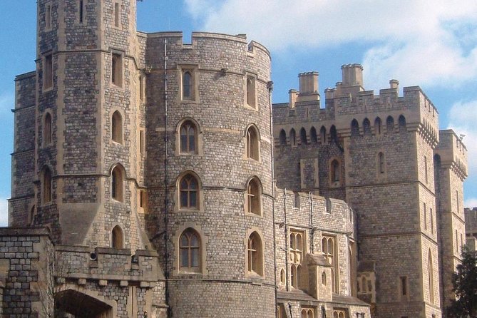 Stonehenge, Windsor Castle and Bath Full Day Guided Tour - Bath: Roman engineering and Georgian streets