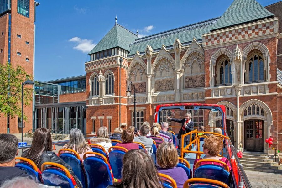 Stratford-upon-Avon:City Sightseeing Hop-On Hop-Off Bus Tour - Stop 2: The River Avon and Royal Shakespeare Theatre