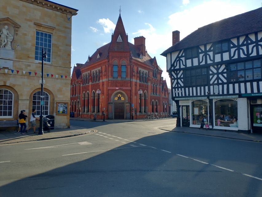 Stratford-Upon-Avon: The Famous Walk Talk Show - Shakespeare’s Birthplace and Rother Street Market