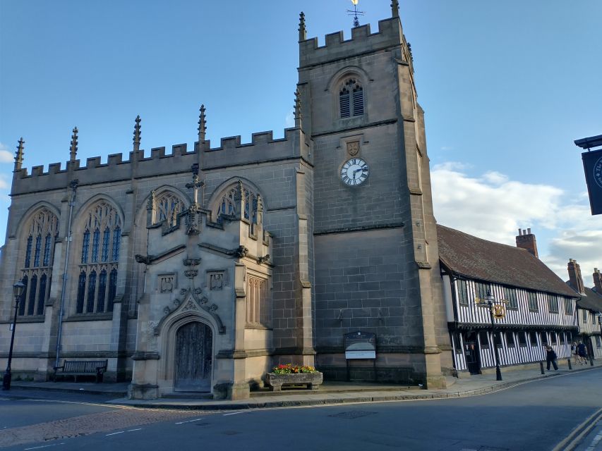 Stratford-Upon-Avon: The Famous Walk Talk Show - Town Hall, History Corner, and Shakespeare’s New Place