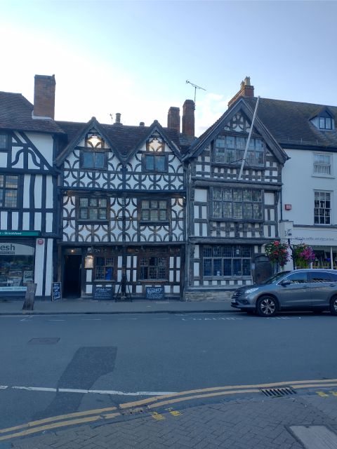 Stratford-Upon-Avon: The Famous Walk Talk Show - The Guild Chapel, schoolroom, and Tudor Stratford