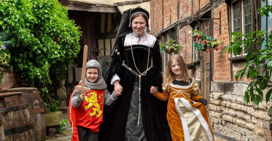 Stratford-upon-Avon: Tudor World Museum Entrance Ticket - Meeting Shakespeare’s Stratford