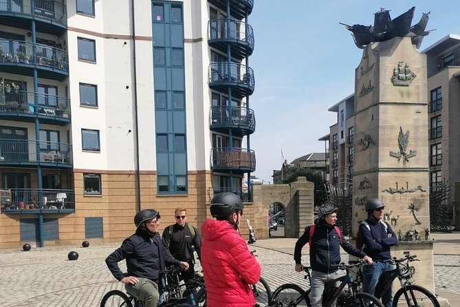 Stunning Edinburgh E-bike Tour max 10 people small group - London Road Gardens and the approach to Holyrood