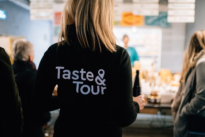 Taste & Tour: The original Belfast Food Tour™️ with drinks - The guides make the difference