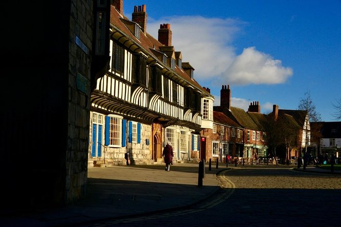 The Best of York on Foot in a Small Group - Guides who make the difference
