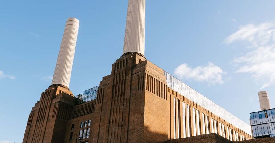 The Chimney Lift at Battersea Power Station - Starting inside Turbine Hall A