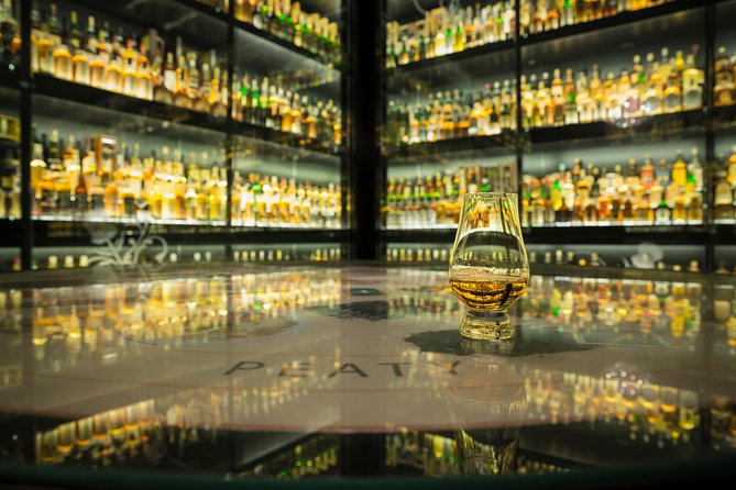 The Scotch Whisky Experience Guided Whisky Tour - An Introduction to Whisky - Guides make a real difference to the experience