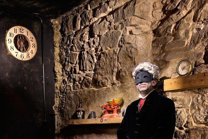 The World Famous Underground Ghost Tour - Greyfriars Kirkyard and its famous legends