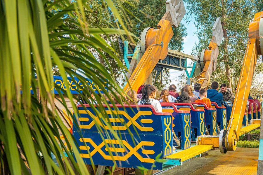 THORPE PARK Resort: Entrance Ticket - Queues are the biggest threat to your value