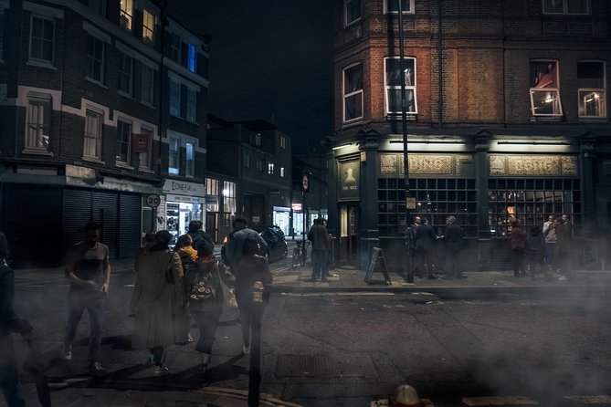Ultimate Jack the Ripper : Guided Tour of London - Group size, comfort, and weather