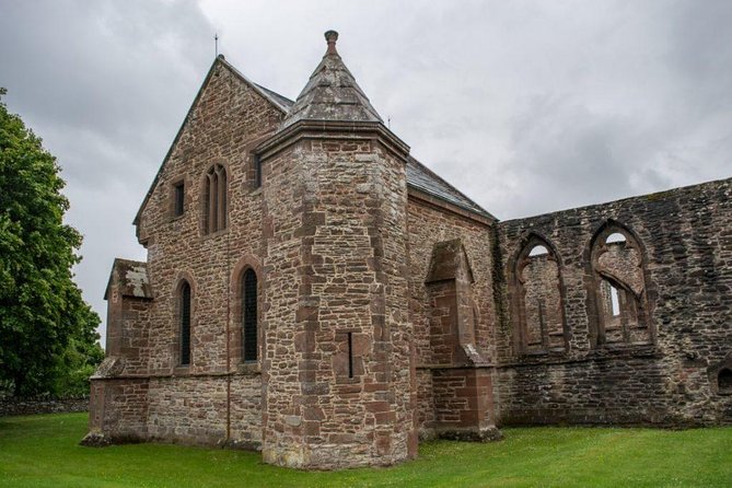 Urquhart Castle, Culloden, Clava Cairns, Loch Ness - Beauly and the Culloden Viaduct shape the return