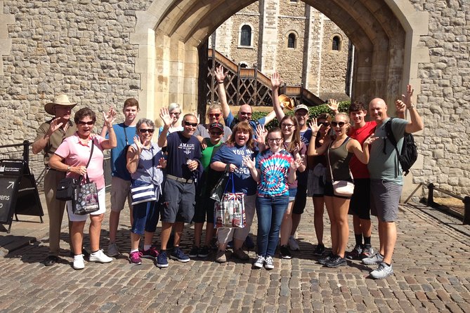 VIP Early Access: Opening Ceremony Tower of London & Bridge Entry - Making the most of a guide-led Tower visit