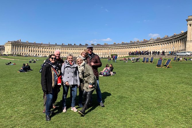 Walking Tour of Bath with Blue Badge Tourist Guide - Bath Abbey sets the scene