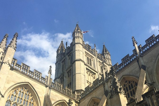 Walking Tour of Bath with Blue Badge Tourist Guide - Queen Square and Bath’s Georgian design