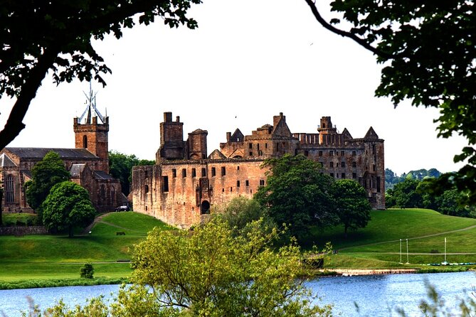 Wallace monument, Stirling Castle, Linlithgow Palace Private Tour - Price, admissions, and overall value