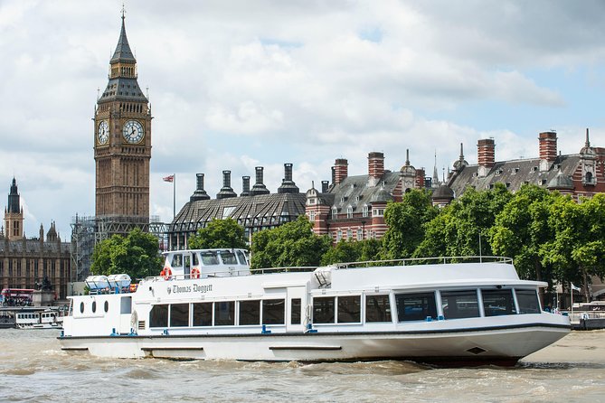 Westminster to Greenwich Sightseeing Thames Cruise in London - Tower Bridge, the route’s great photo stop