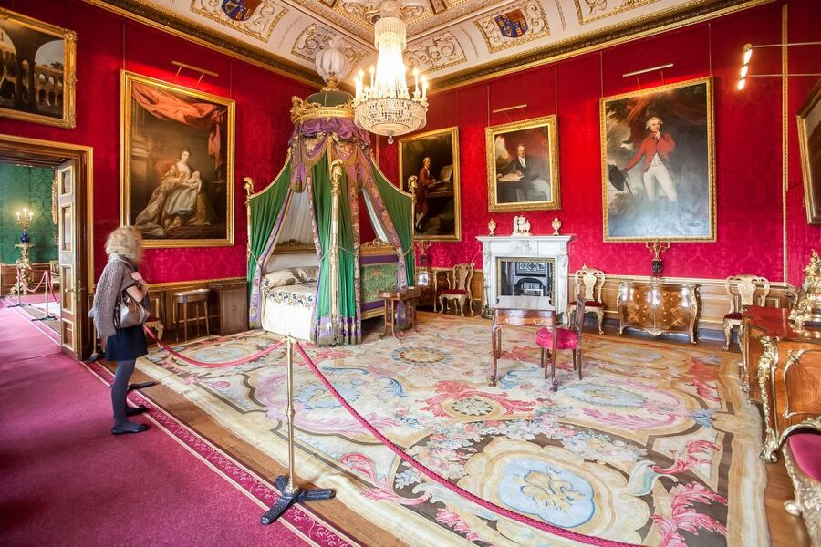 Windsor Castle Admission Ticket - The multimedia guide and self-guided pace